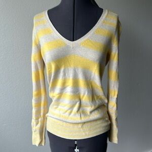 GAP sweater size small preppy marigold yellow and tan striped softgirl